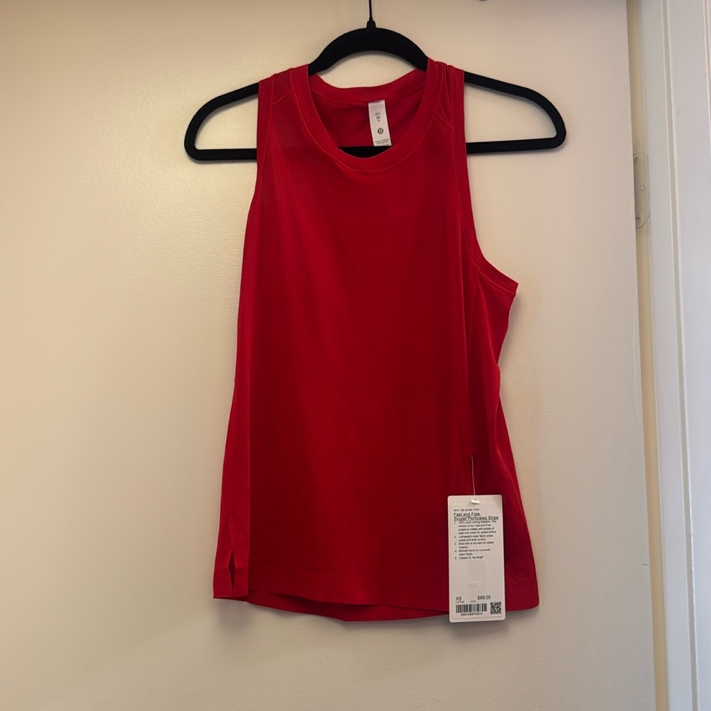 Lululemon Fast and Free tank